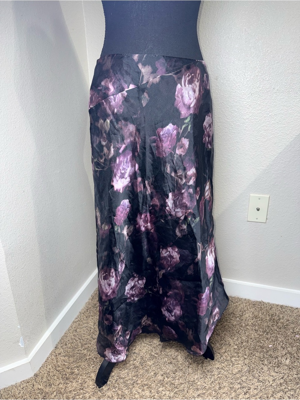Vince Floral Satin Maxi Skirt Sz 2 Black Purple Rose Asymmetrical Slip Dark Goth - Picture 2 of 9